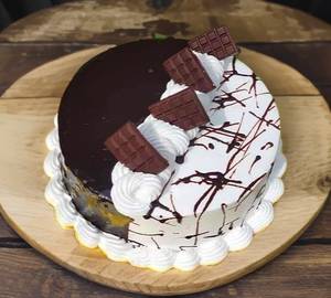 Choco Vanilla Cake