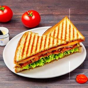 Tomato In Double Cheese Grill Sandwich