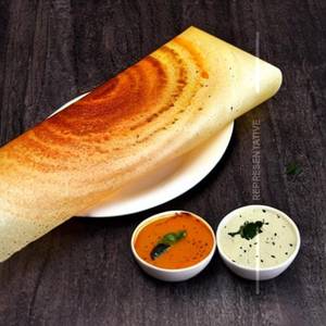 Butter rava onion dosa