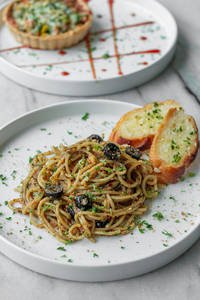Aglio Olio Spaghetti