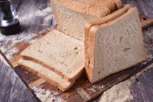 Brown sandwich bread