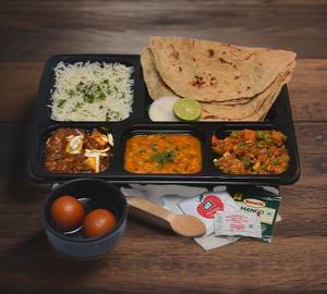 Varhadi Thali
