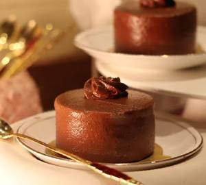 Soft Chocolate Pastry