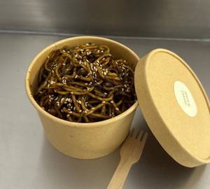 Thai basil garlic noodles