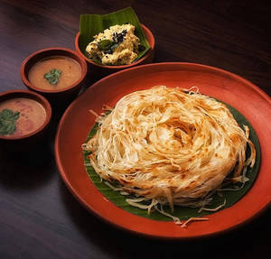 Nool Parotta(2 Nos) With Chicken Salna