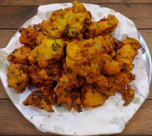 Mix Pakoda Platter
