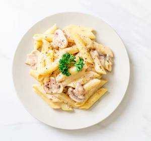 White Sauce Pasta