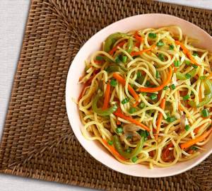 Hakka noodles