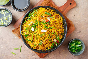 Veg Hakka Noodles