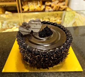 Crunch Chocolate Cake