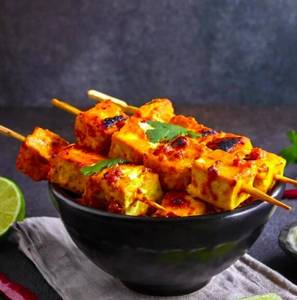 Achari Paneer Tikka