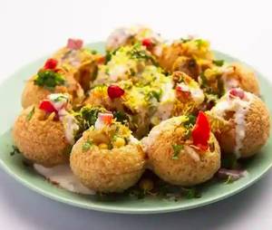 Stuffed Gol Gappe (7 Pcs)