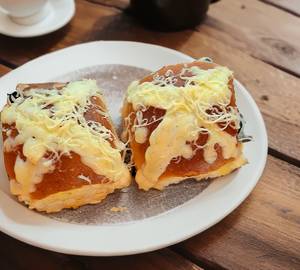 Korian Garlic Cheese Bun