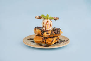 Choco Fudge Crunchy Waffle