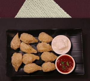 Paneer steamed butter momos [10 pieces]