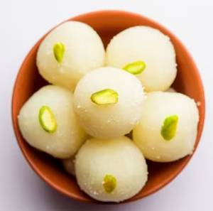 Spongy Rasgulla (2 Pcs)