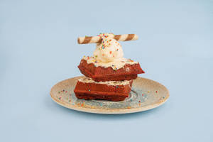 Red Velvet Crunchy Waffle