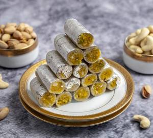 Kaju Pista Roll (SS)