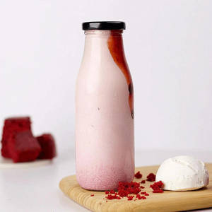 Red Velvet Cheese Cream  Shake