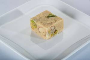 Kaju Meva Bites