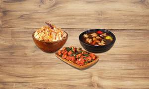 Chicken Chilli Garlic Rice With Crisp & Crackle And Hunan Gravy