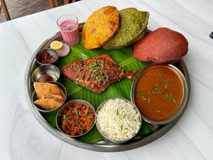 Pomfret Malvani Thali [Small]