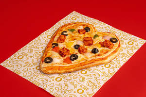 Peri Peri Chicken Pizza