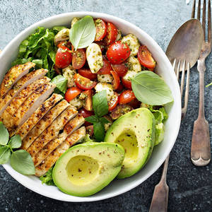 Greek Salad With Grilled Chicken & Avacado
