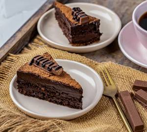 Eggless Death By Chocolate Pastry