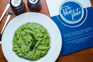 Chicken Creamy Pesto Pasta (Mix of White & Pesto)