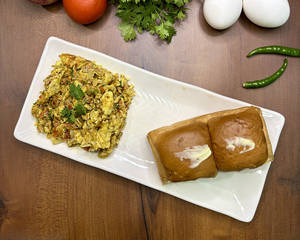 Egg Bhurji With Pav