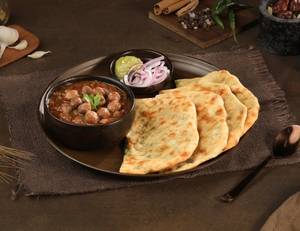 Paneer Paratha [2] + Amritsari Chole Meal