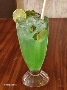 Green apple mocktail