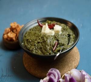 Murgh Saag Wala