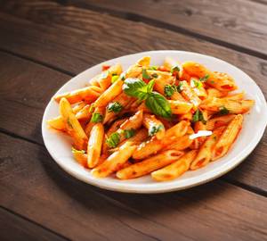 Red sauce pasta