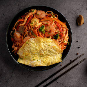 Chowman'S Special Noodles [Serves 1- 2]