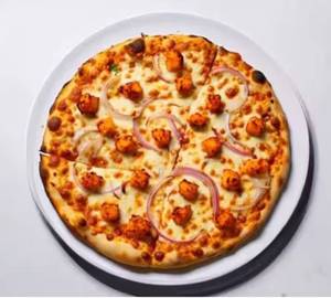 Spicy paneer pizza