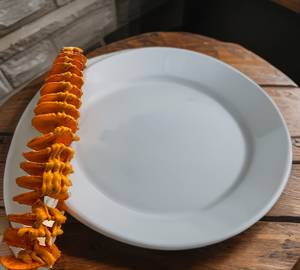 Tandoori potato twister