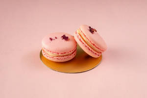 Rose & Raspberry  Macaron