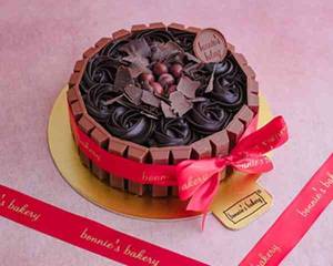 Triple Chocolate Cake 500g