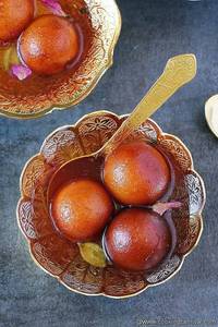 Hot Gulab Jamun [2 Pcs]