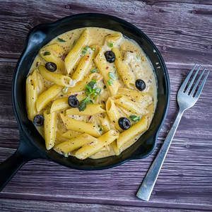 White Sauce Pasta