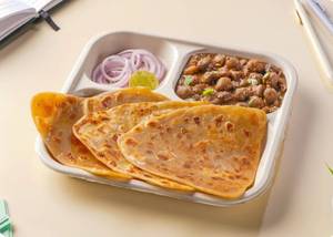 Pindi Chole With Paratha