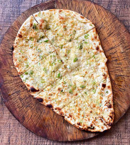 Garlic naan