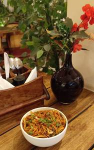 VEG CHOWMEIN