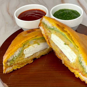 Paneer Bread Pakora