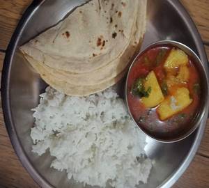 Sabji Roti Rice Thali