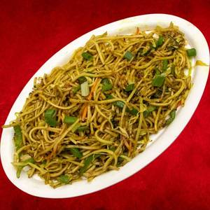 Veg Chowmein (Out Cabbage, 700 Gms)