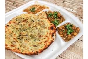 Chole Kulche Aloo