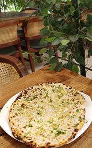 CHEESE STUFFED NAAN